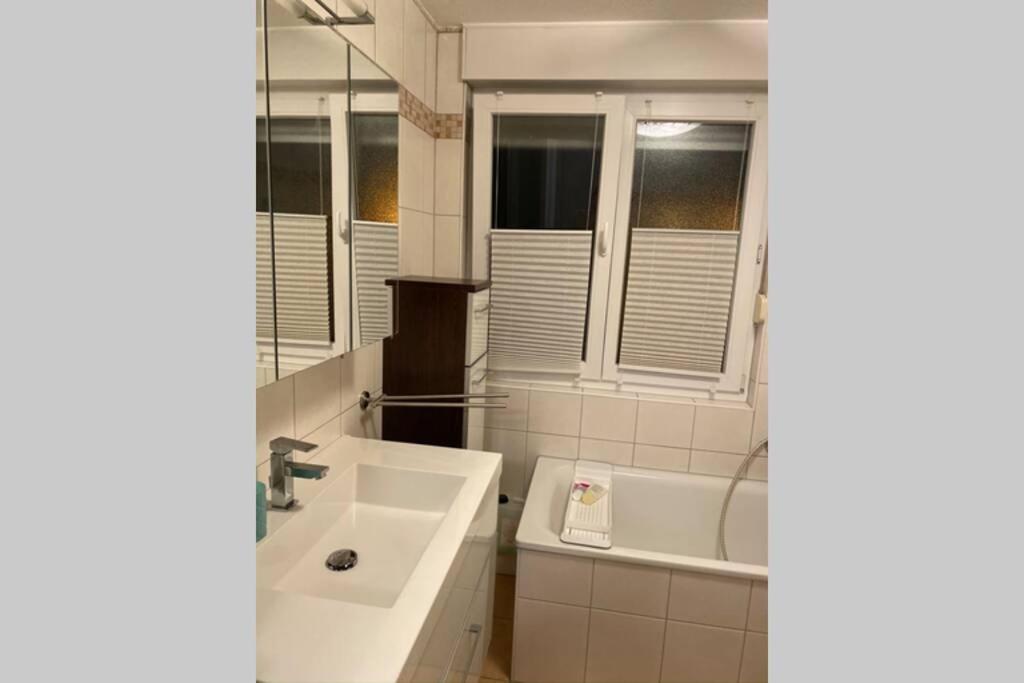 Privatunterkunft Privat Mit Garten Nutzung , Gasthaus, Wg, Wlan