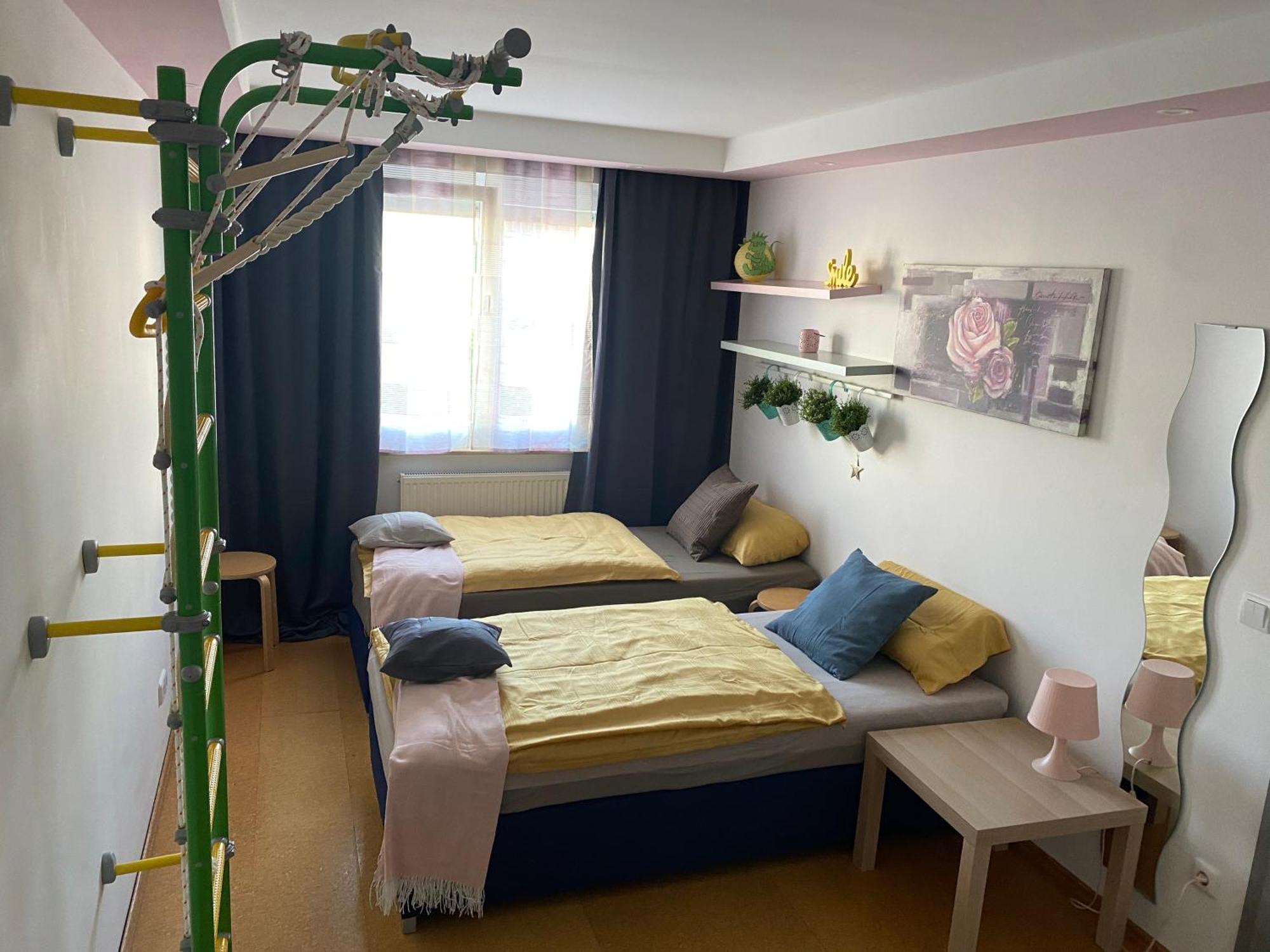 Privat Mit Garten Nutzung , Gasthaus, Wg, Wlan Privatunterkunft *