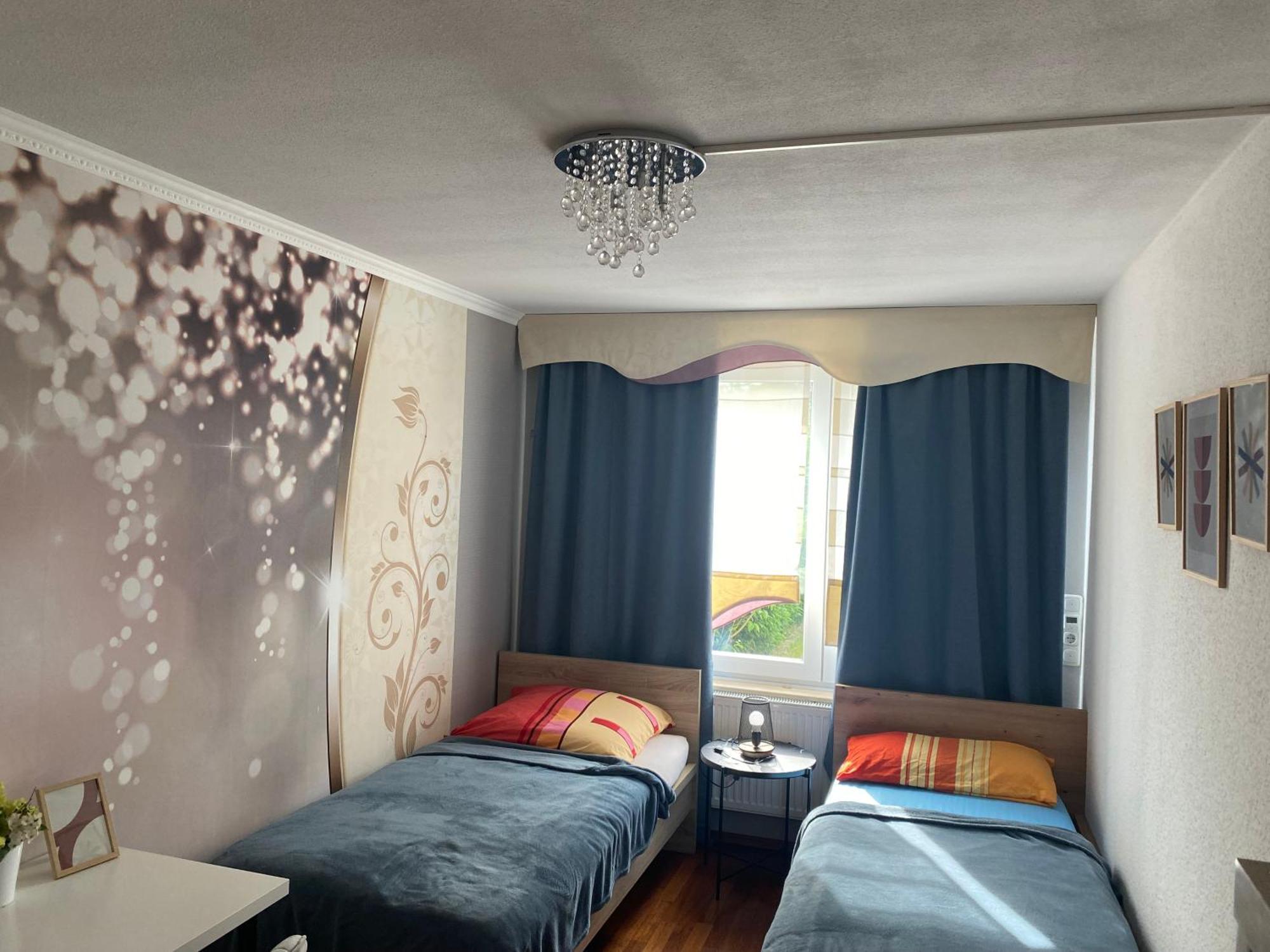 Privatunterkunft Privat Mit Garten Nutzung , Gasthaus, Wg, Wlan